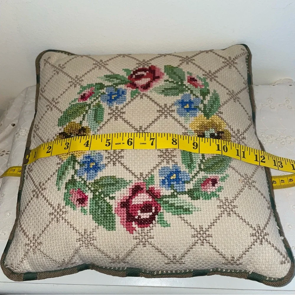 Vintage Handmade Floral Roses Embroidered Needlepoint Accent Throw Pillow